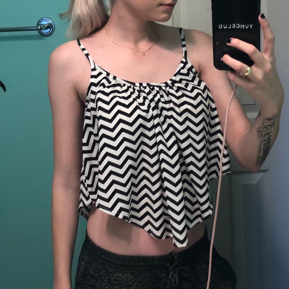 Small crop top- RUE 21